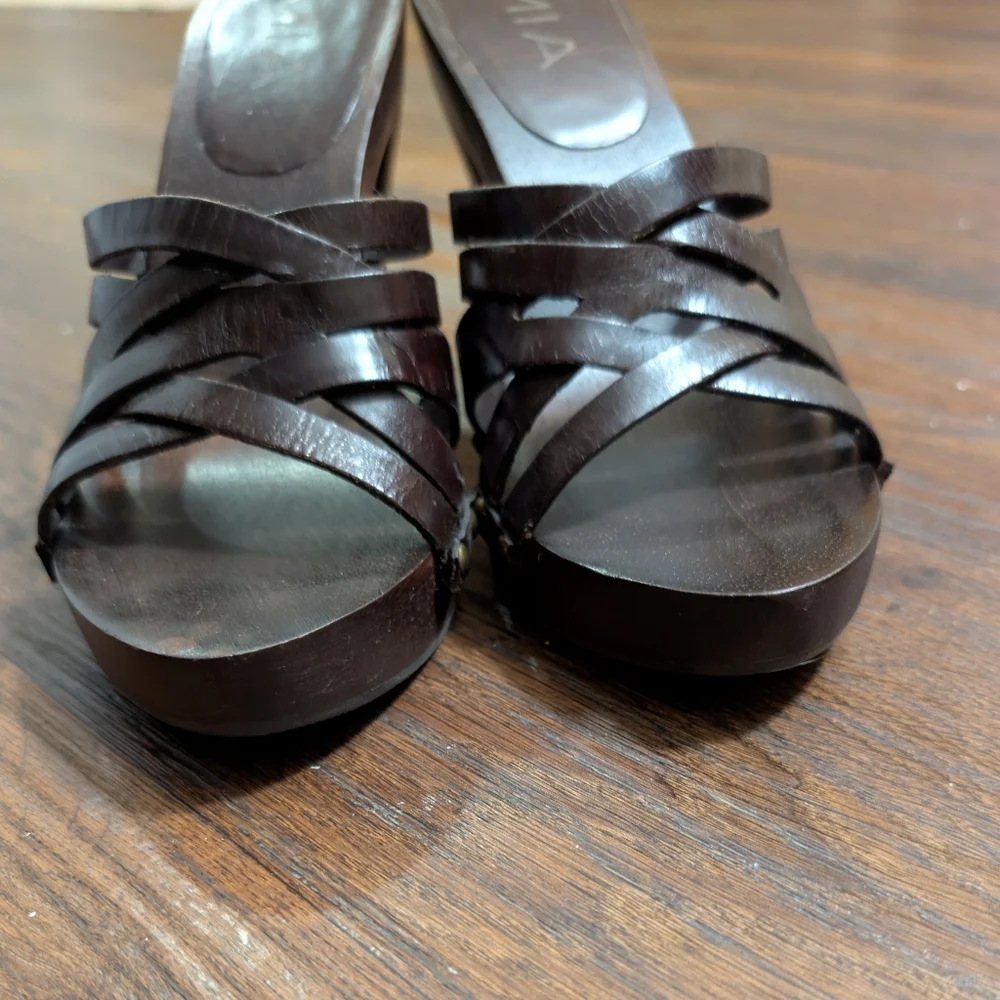 Vintage Mia Wooden Leather Dark Chocolate Brown Clog Heel 7 - Picture 3 of 8